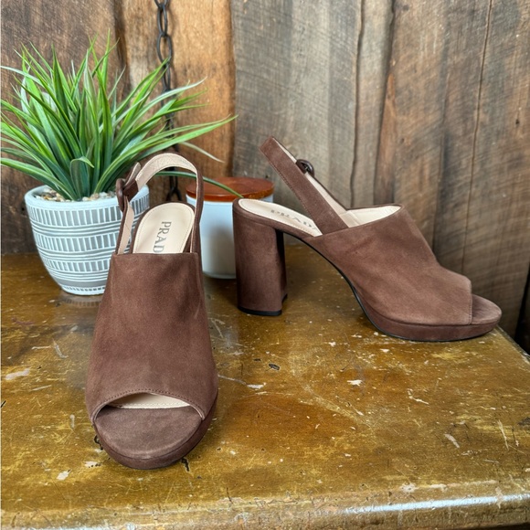 Prada Brown Suede Platform Sandals with Box - Size IT 41/US 11 - Picture 1 of 13
